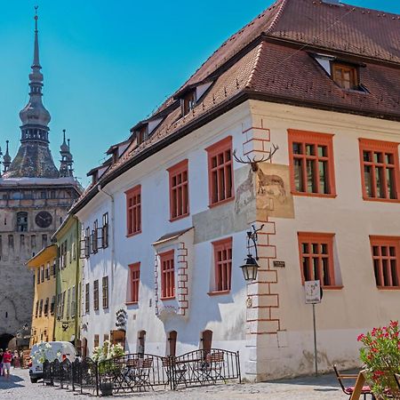 Casa Cu Cerb Hotel Segesvár Kültér fotó