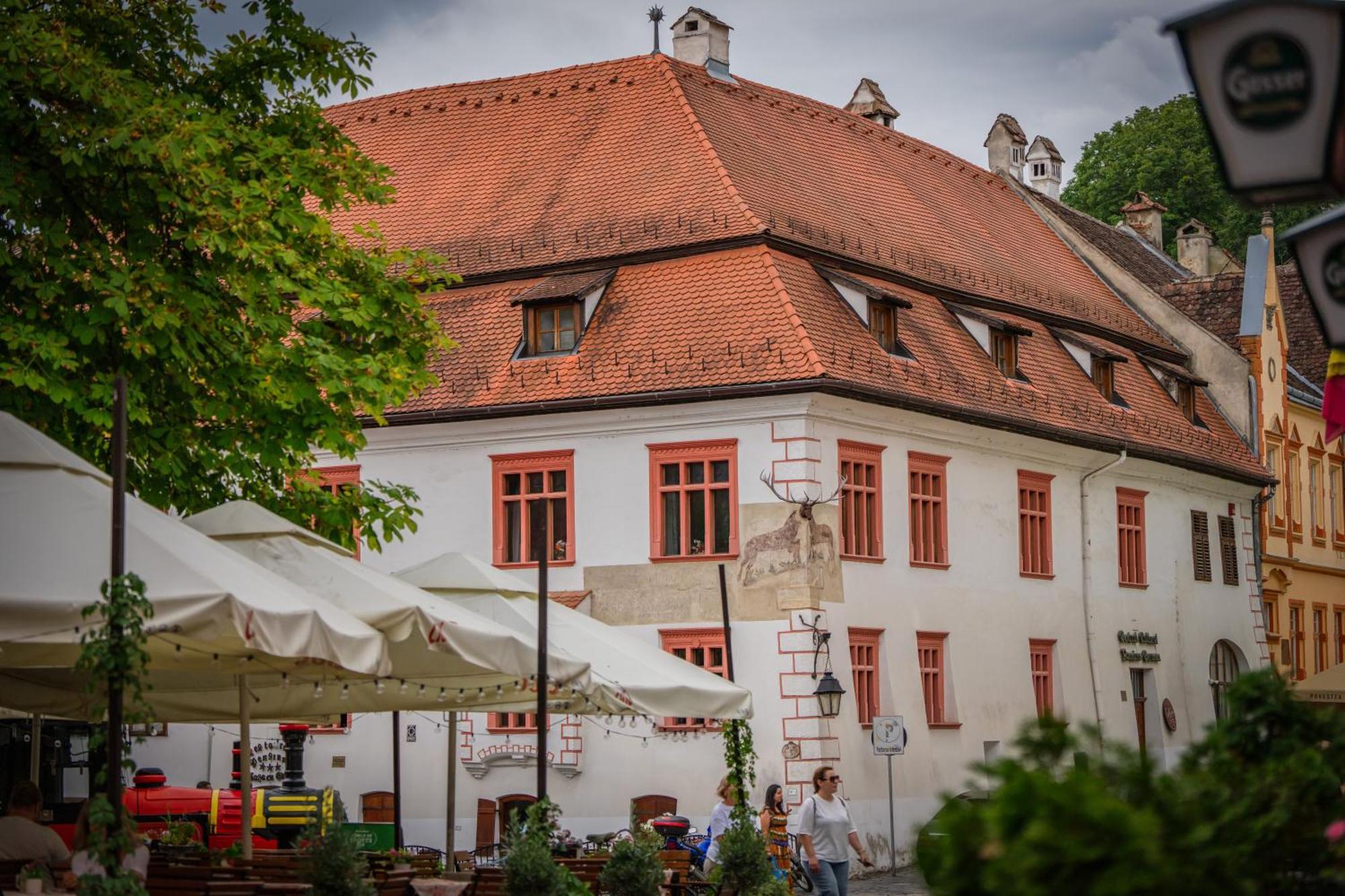 Casa Cu Cerb Hotel Segesvár Kültér fotó