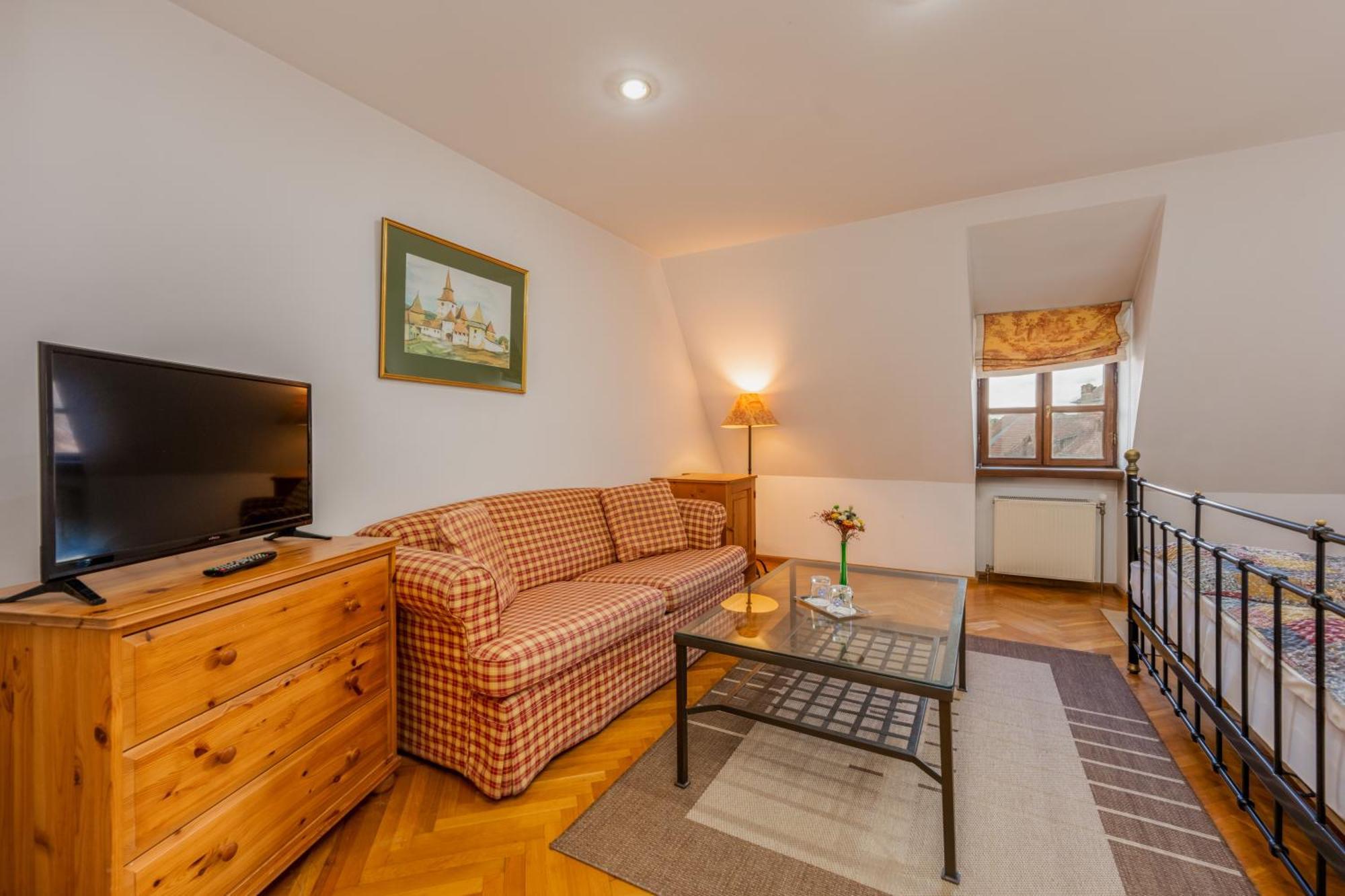 Casa Cu Cerb Hotel Segesvár Kültér fotó