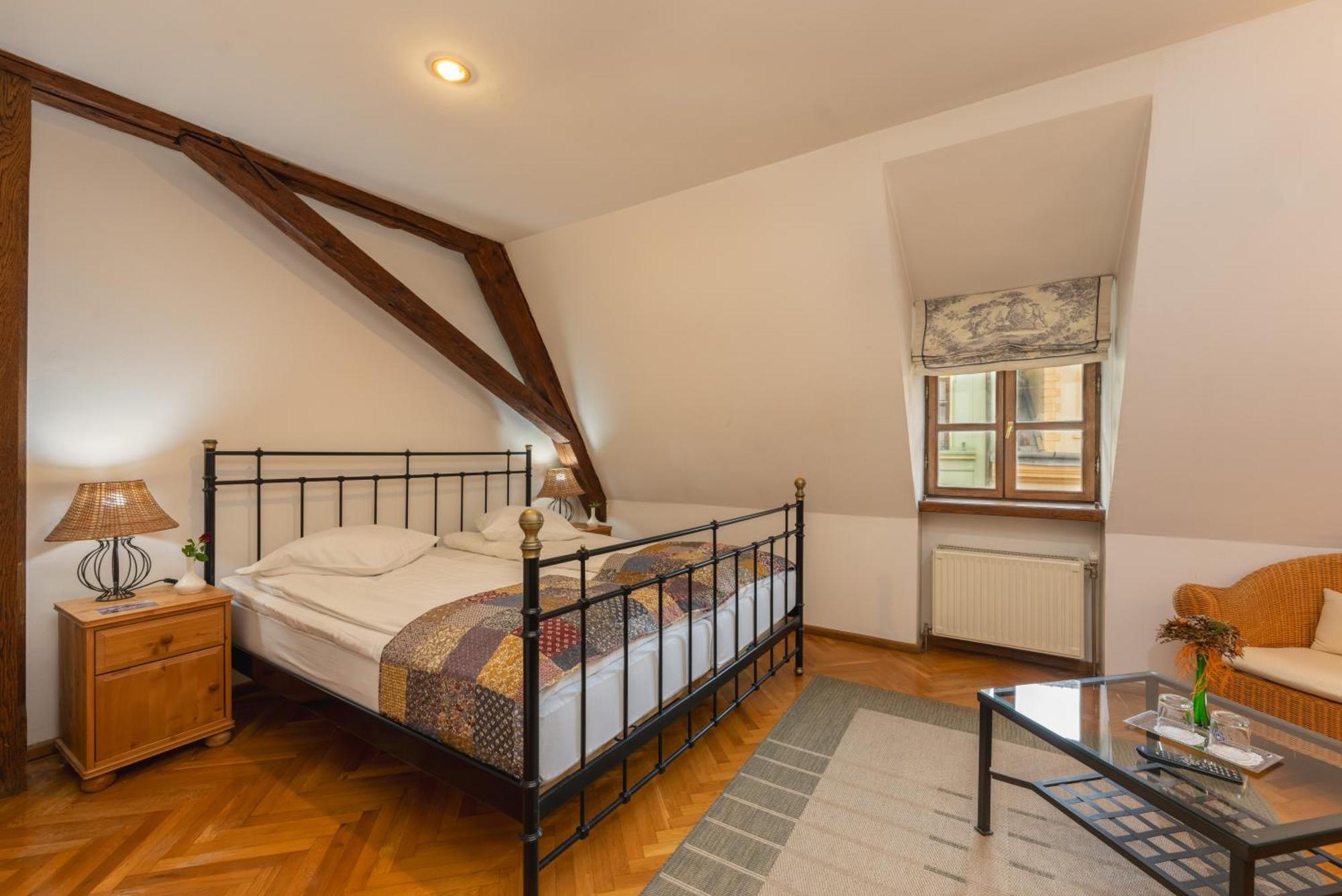 Casa Cu Cerb Hotel Segesvár Kültér fotó